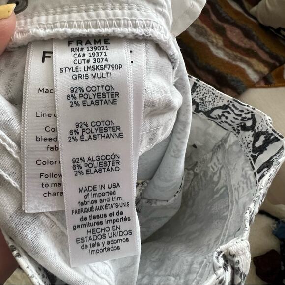 Frame Le Mini Frayed Snake-Print Denim Mini Skirt - Picture 7 of 7